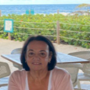 Meet your Posher, Maria
